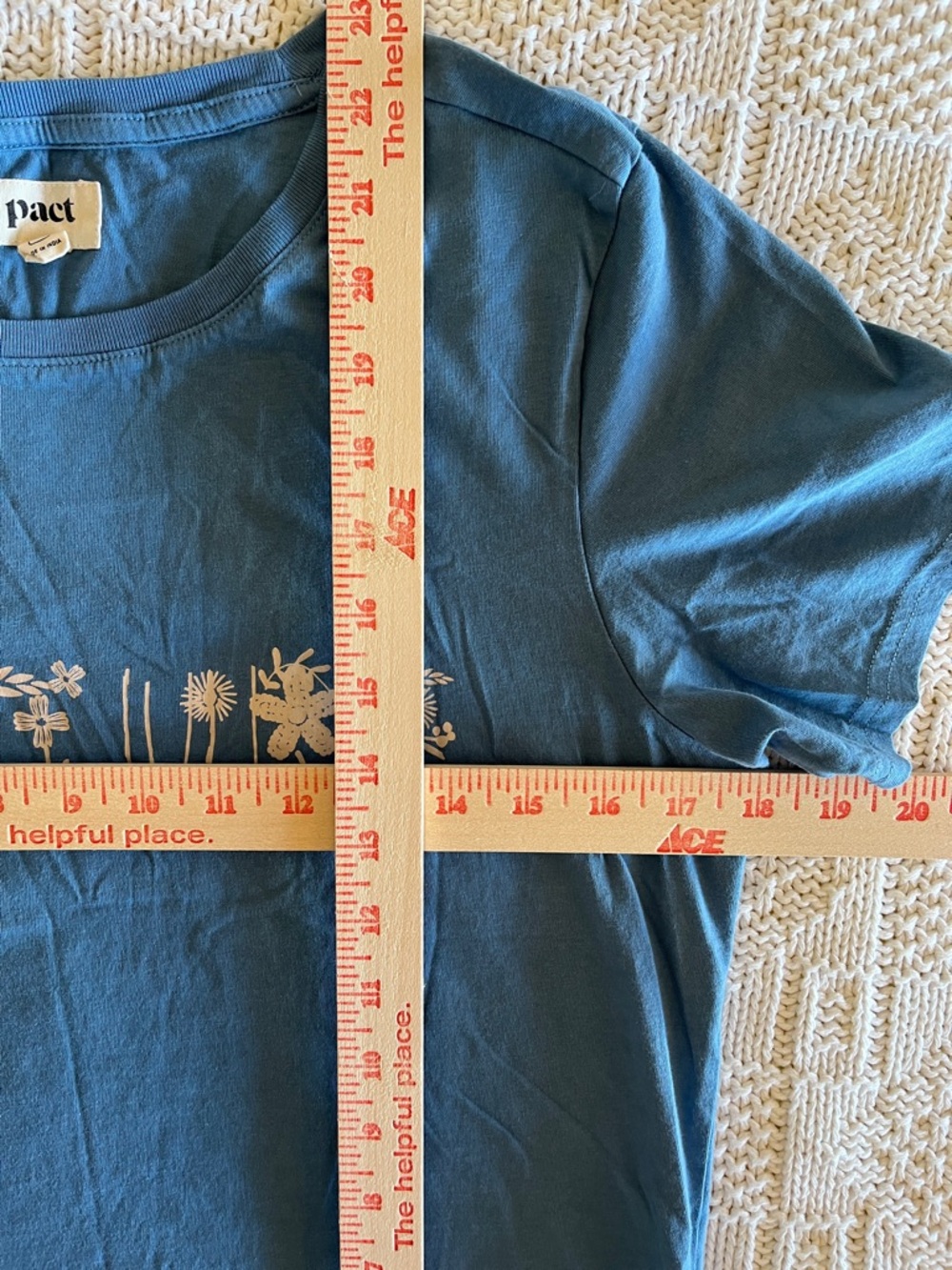 PACT Organic "NATURE" Graphic Crewneck Short Sleeve Tee in Light Blue Sz M - Picture 6 of 9